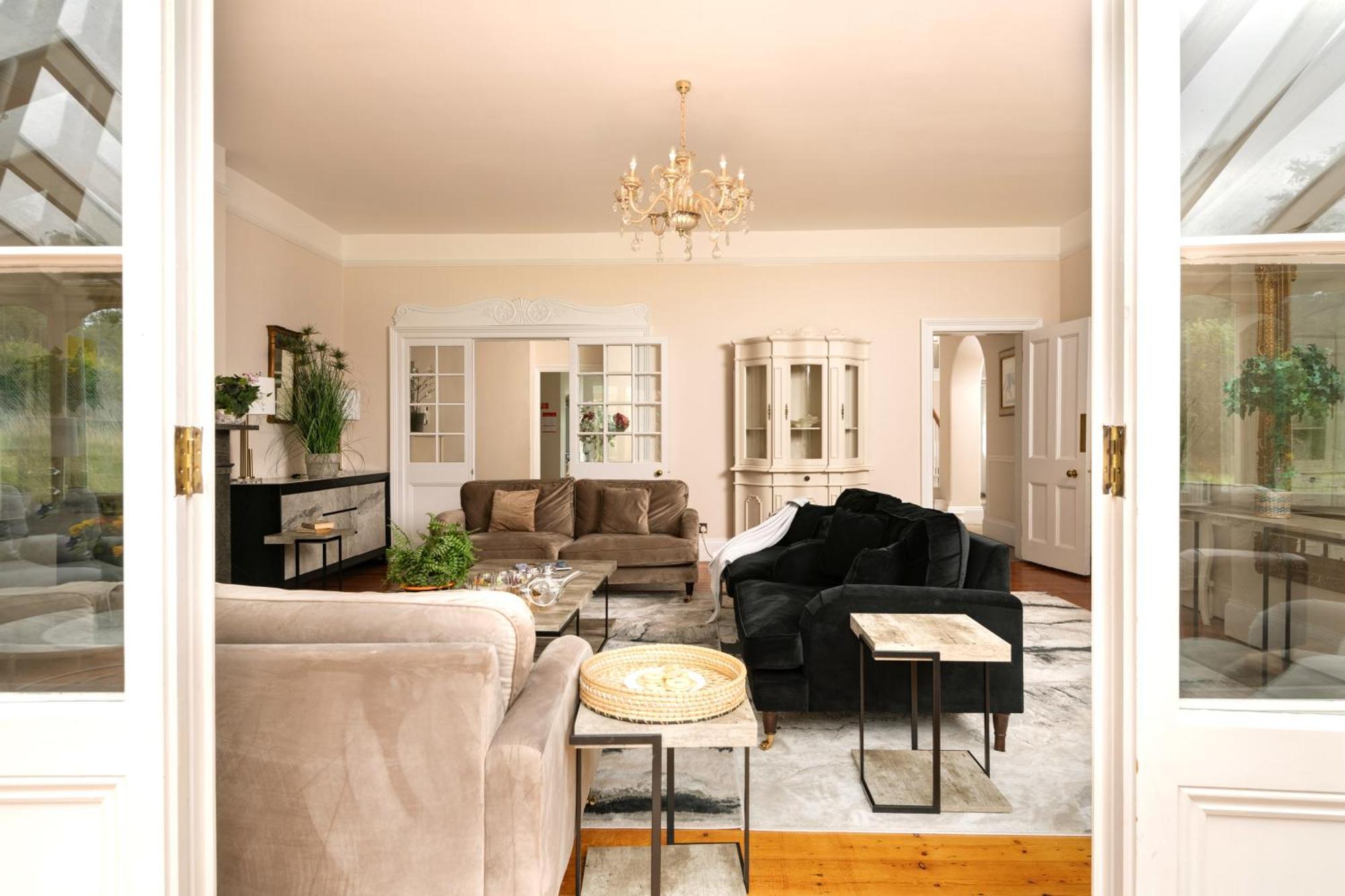 Downwood Vineyard Manor In Idyllic Countryside Villa แบลนด์ฟอร์ดฟอรัม ภายนอก รูปภาพ