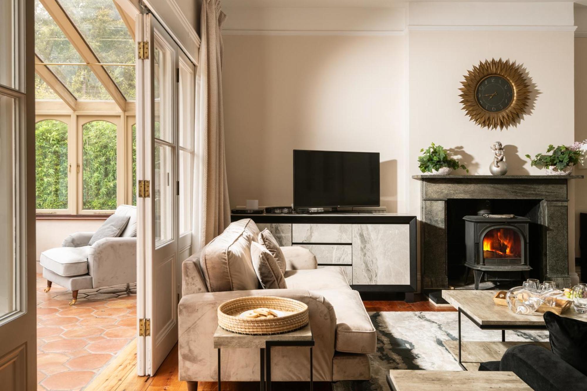 Downwood Vineyard Manor In Idyllic Countryside Villa แบลนด์ฟอร์ดฟอรัม ภายนอก รูปภาพ