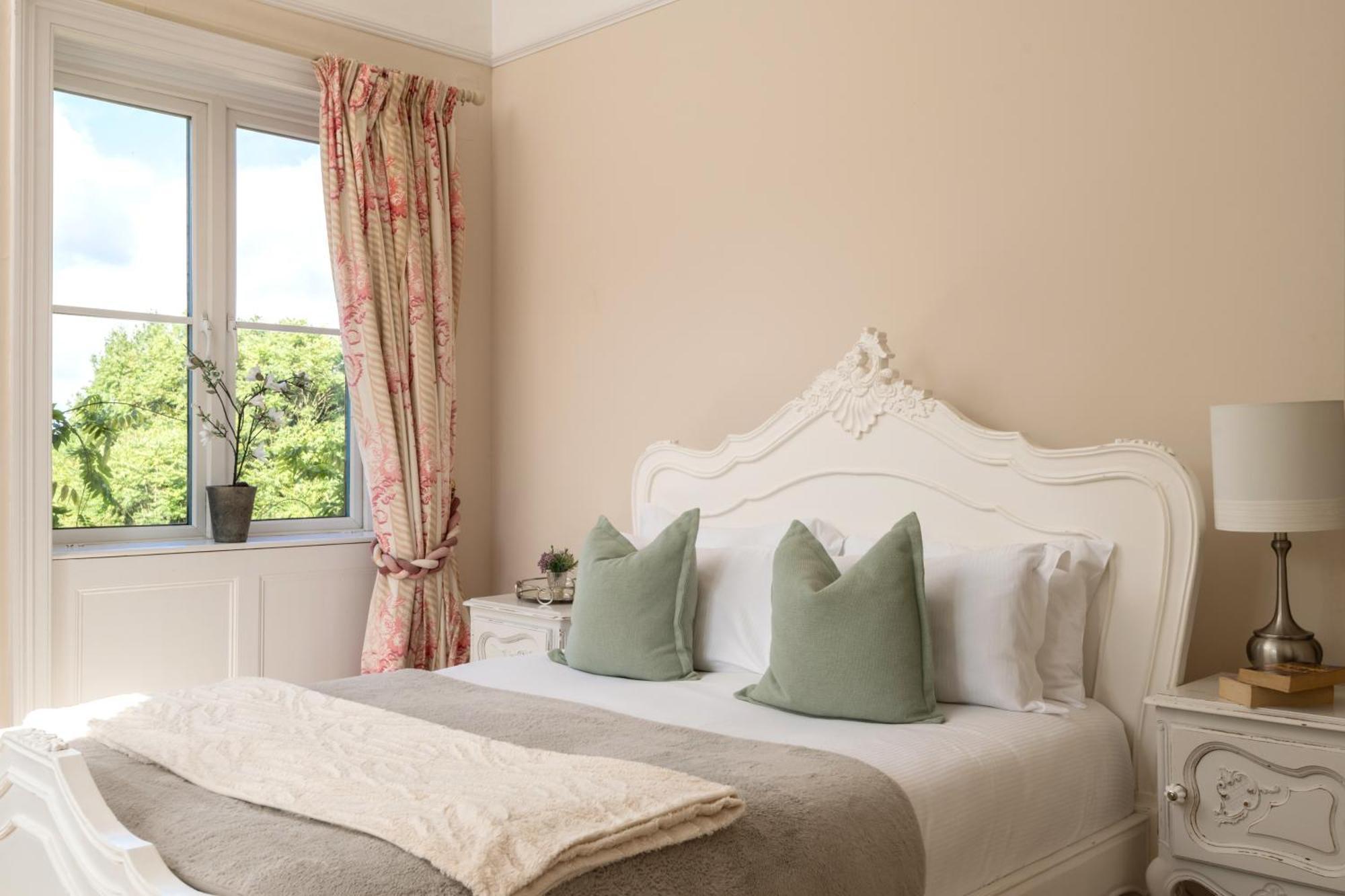 Downwood Vineyard Manor In Idyllic Countryside Villa แบลนด์ฟอร์ดฟอรัม ภายนอก รูปภาพ