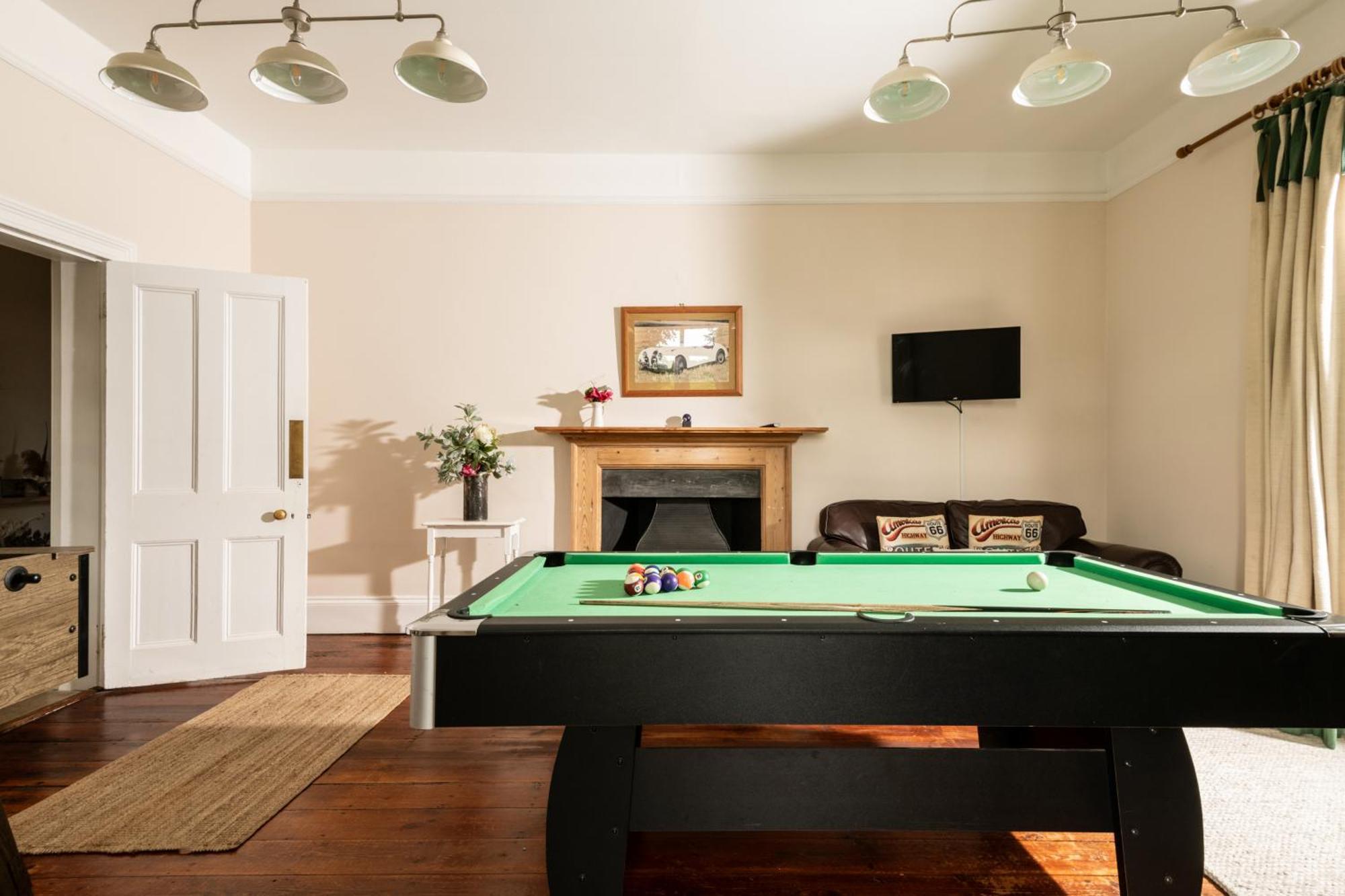 Downwood Vineyard Manor In Idyllic Countryside Villa แบลนด์ฟอร์ดฟอรัม ภายนอก รูปภาพ