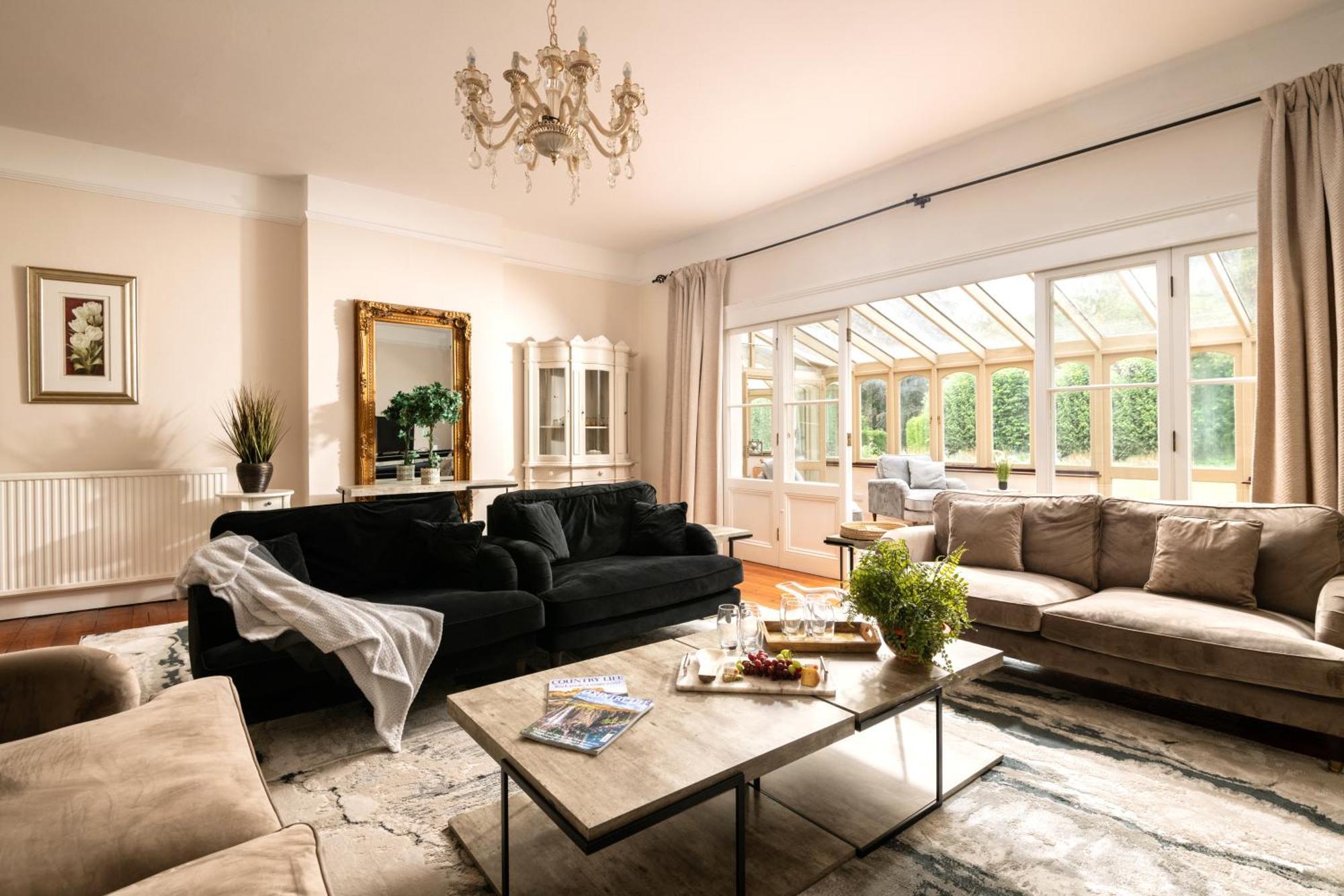 Downwood Vineyard Manor In Idyllic Countryside Villa แบลนด์ฟอร์ดฟอรัม ภายนอก รูปภาพ