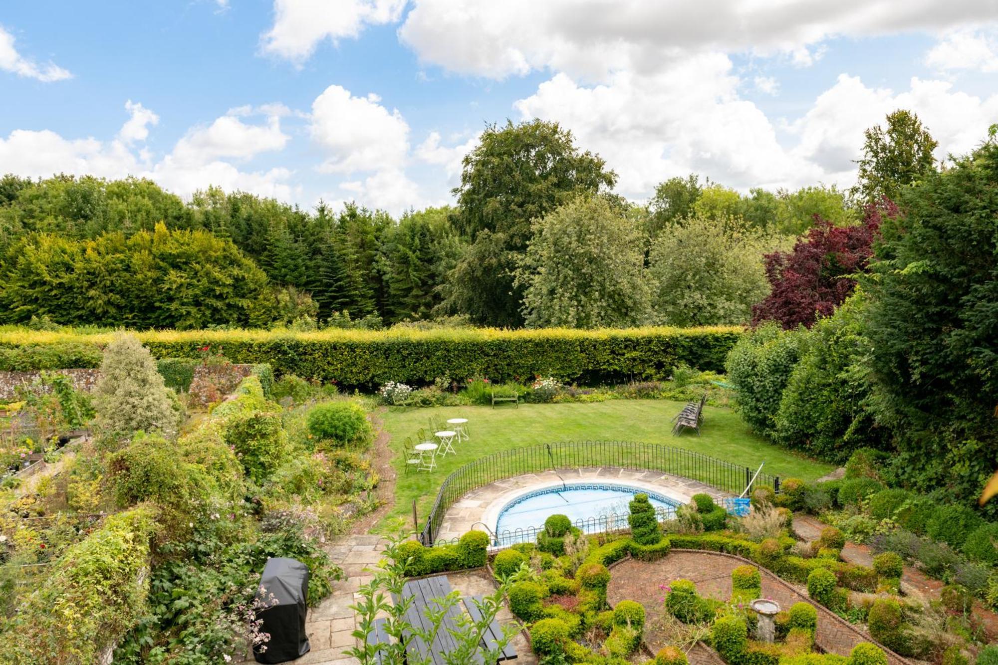 Downwood Vineyard Manor In Idyllic Countryside Villa แบลนด์ฟอร์ดฟอรัม ภายนอก รูปภาพ